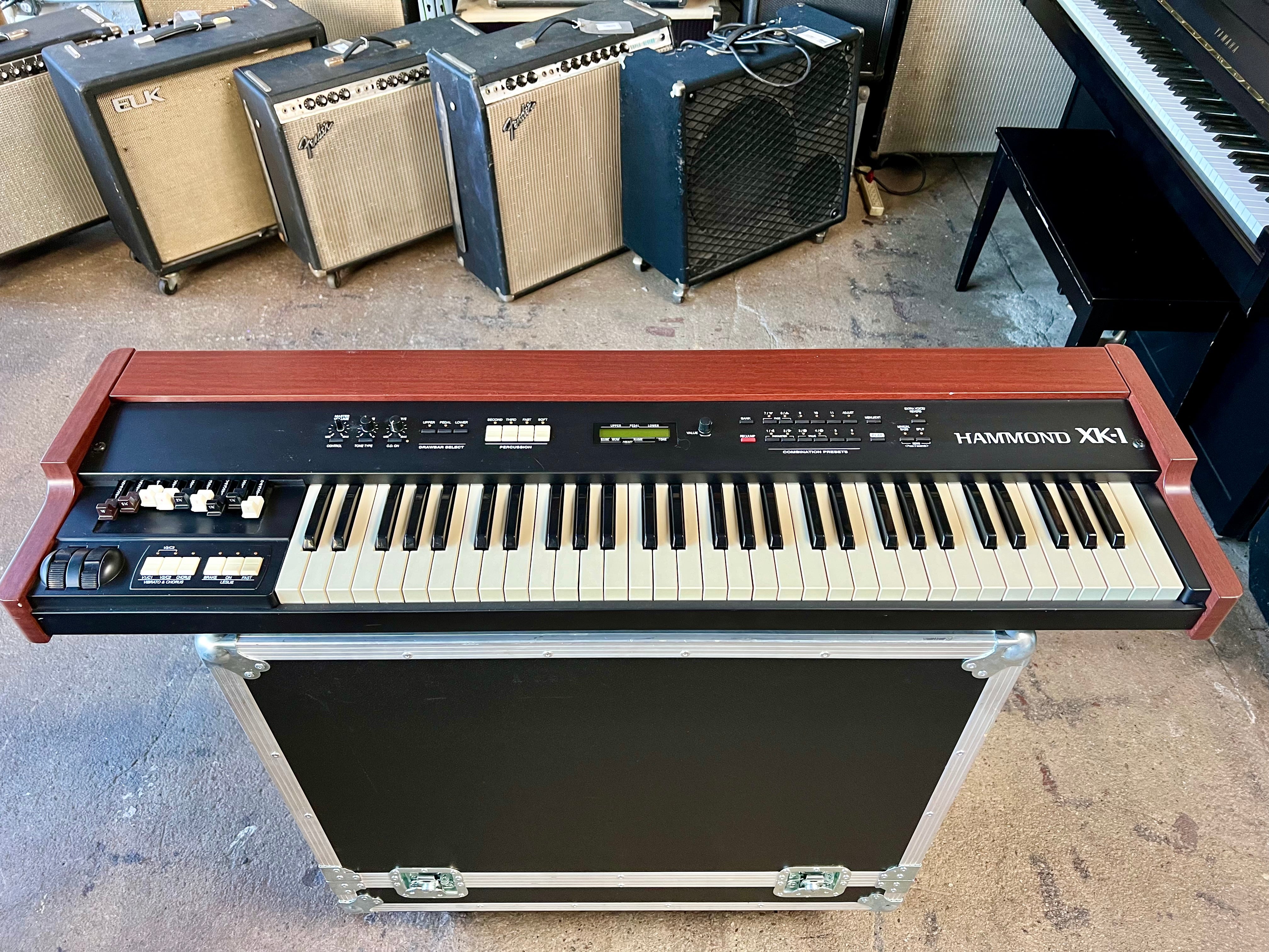 Hammond XK-1c Portable Organ with Gig Bag (USED) – Mojo's Music