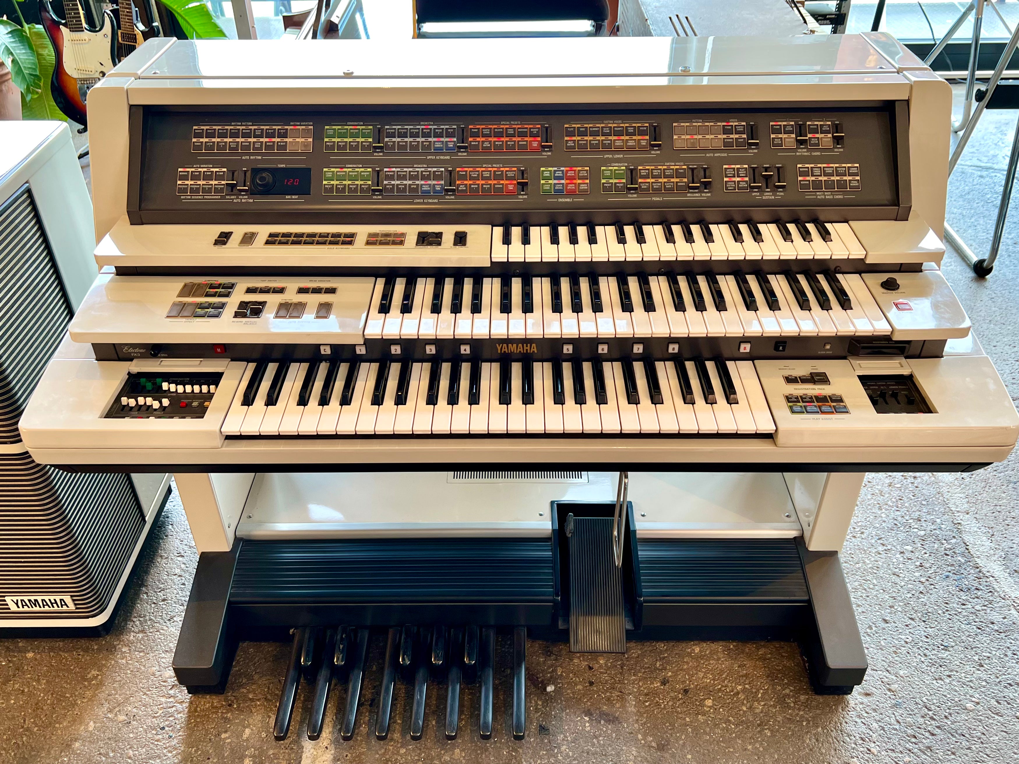 1983 Yamaha Electone FX-3