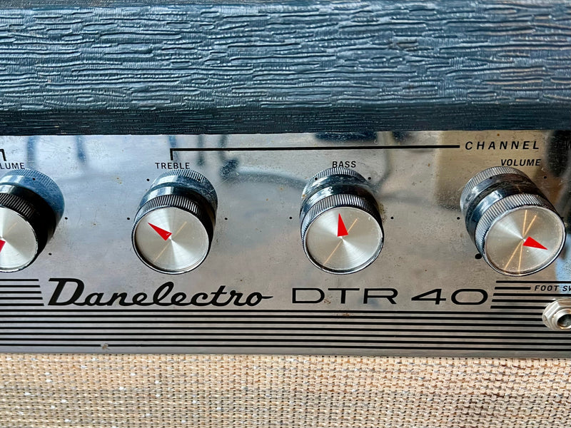 1960's Danelectro DTR40 2x10