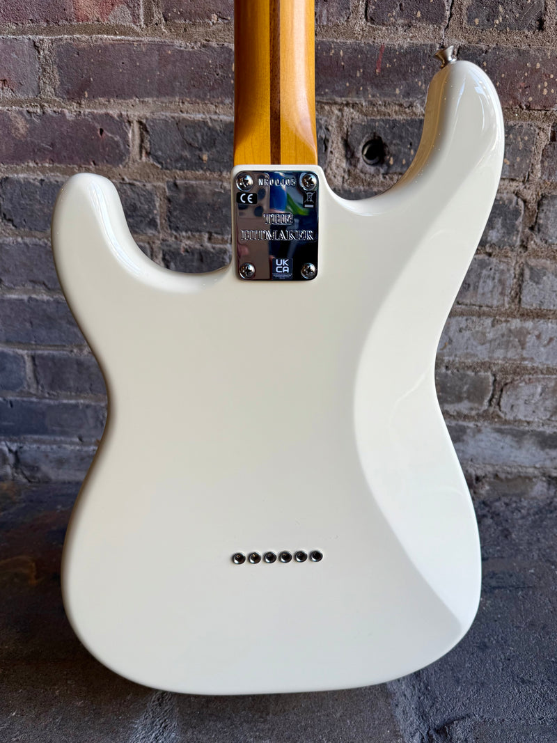 2022 Fender Nile Rodgers Signature Hitmaker Stratocaster