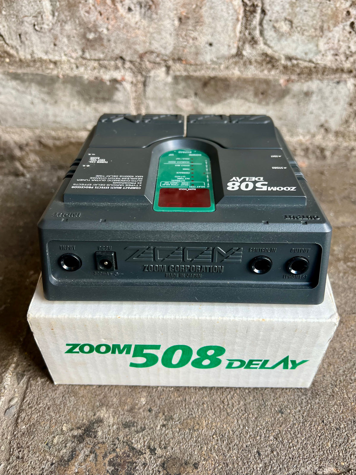ZOOM　508　DELAY ZOOM 508 Guitar Compact Multi-Series | Zoom