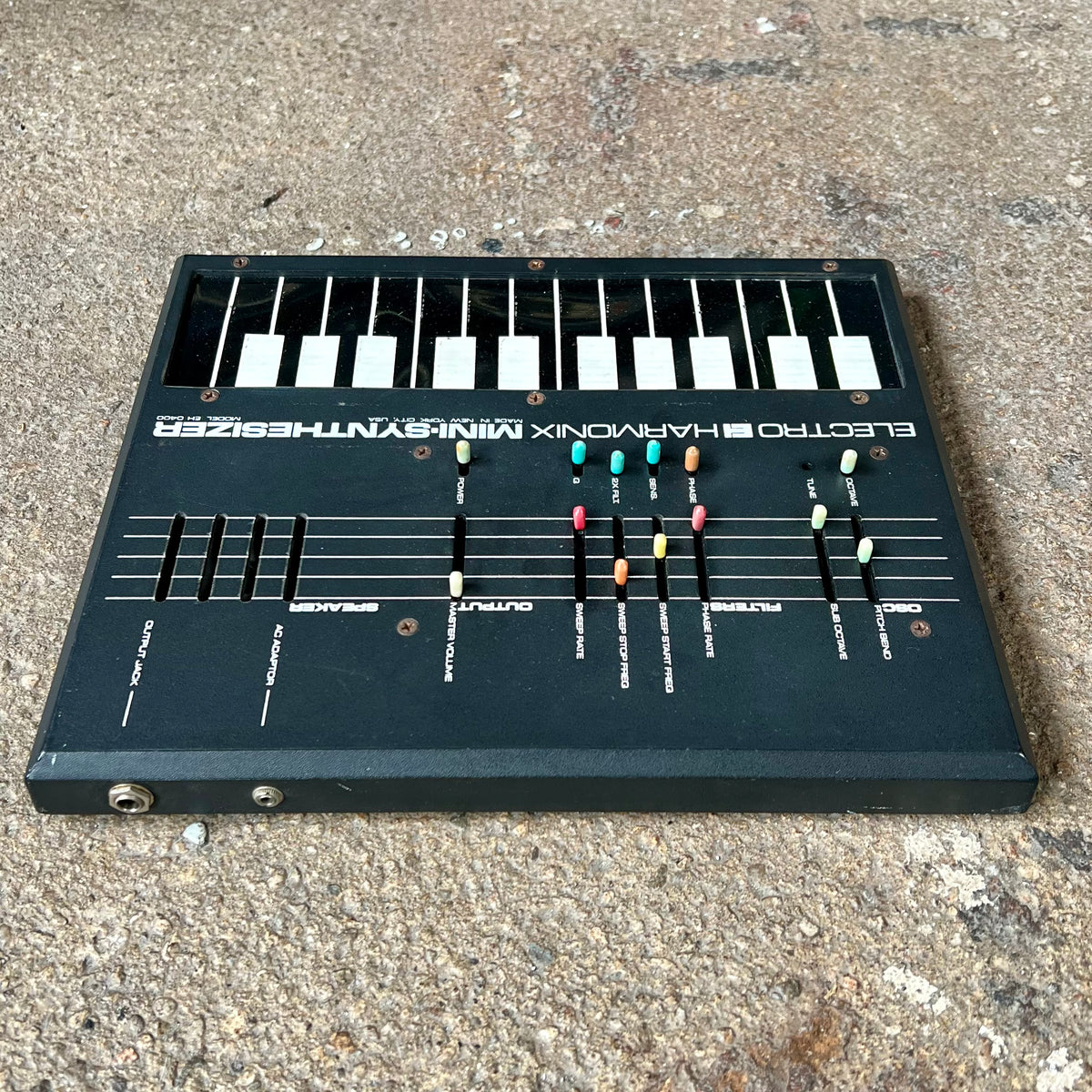 544112F9-B61E-4722-9223-