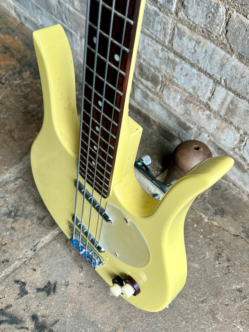 Used Danelectro Lognhorn Bass