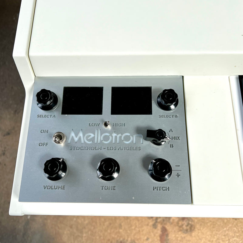 Used Mellotron M400D