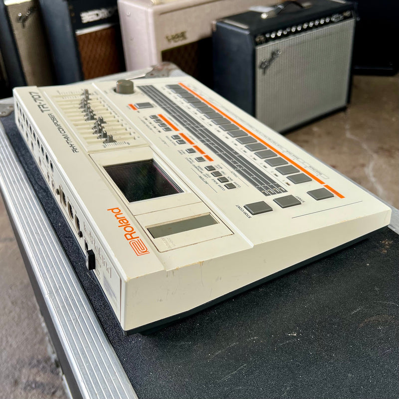 ca. 1985 Roland TR-707 Rhythm Composer