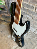 1995 Fender Jazz Bass MIJ Fretless
