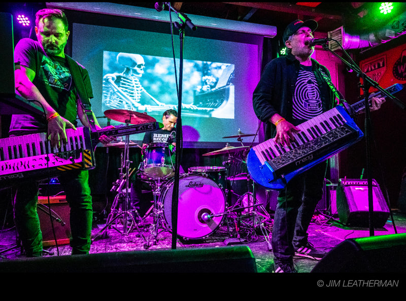 09/18/25 Damage LP Release w/ Maxx Klaxon / Giggle The Ozone / Joe Livingston (DJ Set)