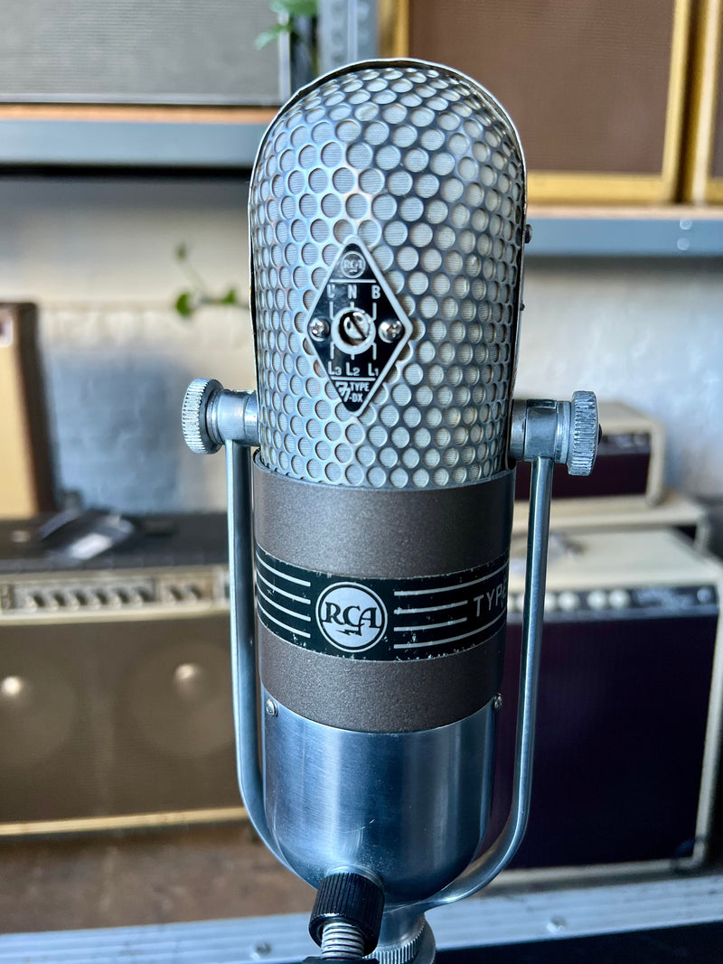 Ca. 1960 RCA 77-DX