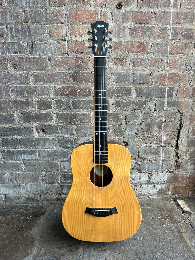 2004 Taylor 305 Baby Taylor