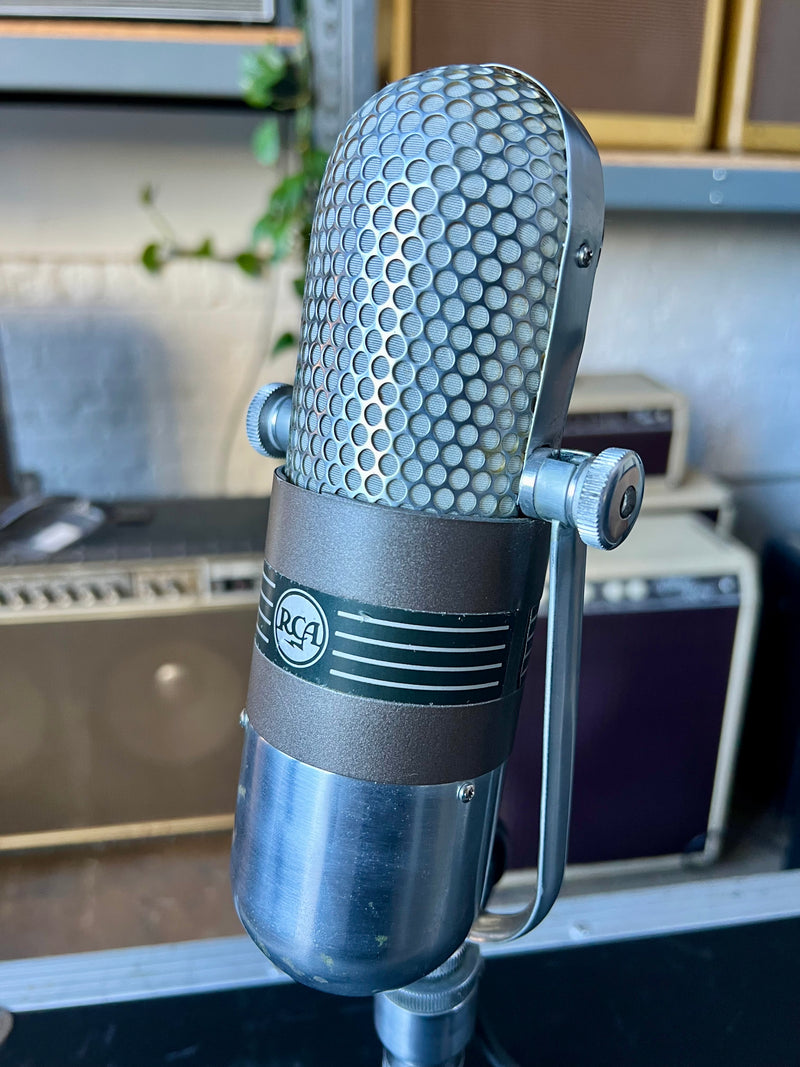 Ca. 1960 RCA 77-DX