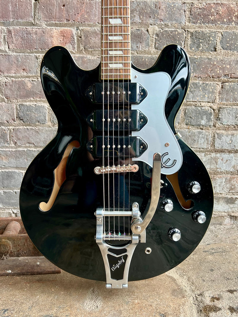 Used Epiphone Riviera P93 Royale