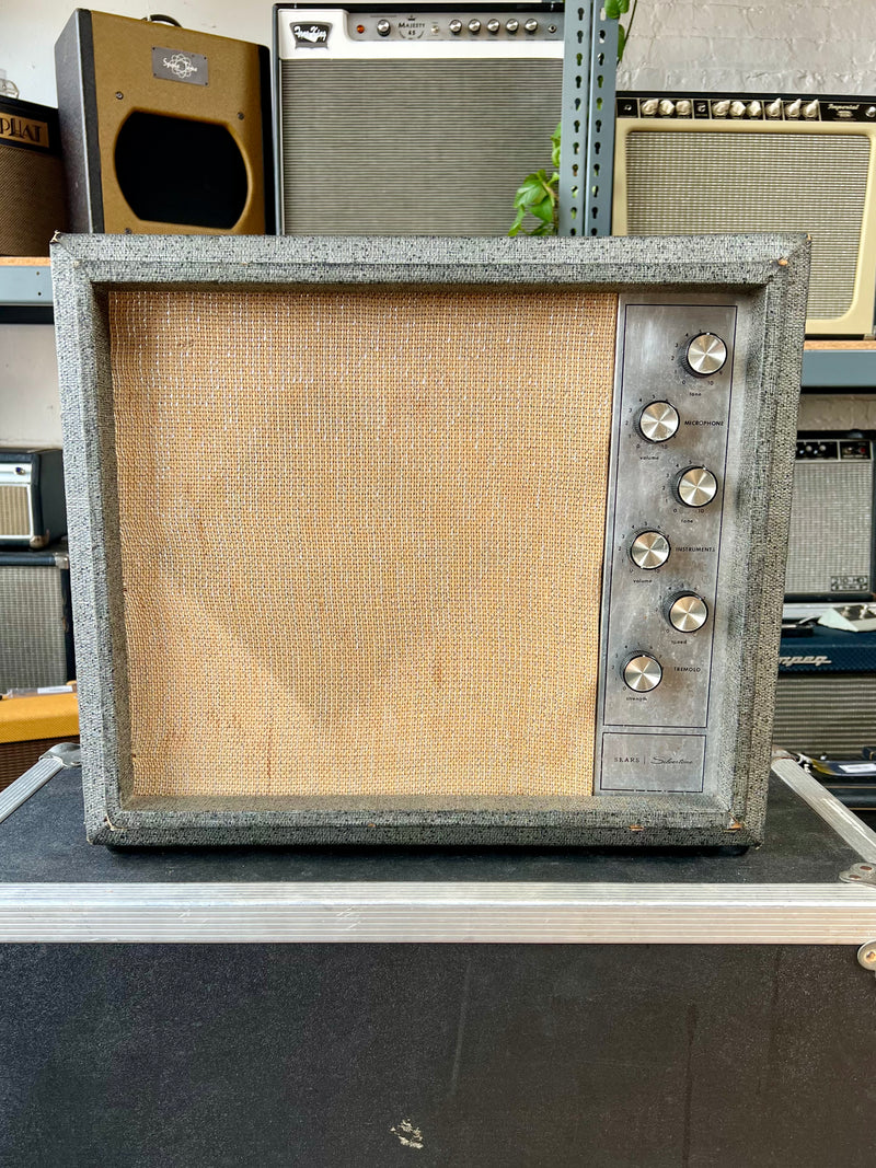 60's Silvertone 1482 5-watt 1 x 12 Guitar Combo Amp