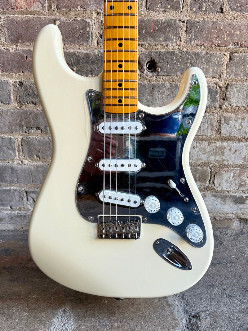 2022 Fender Nile Rodgers Signature Hitmaker Stratocaster