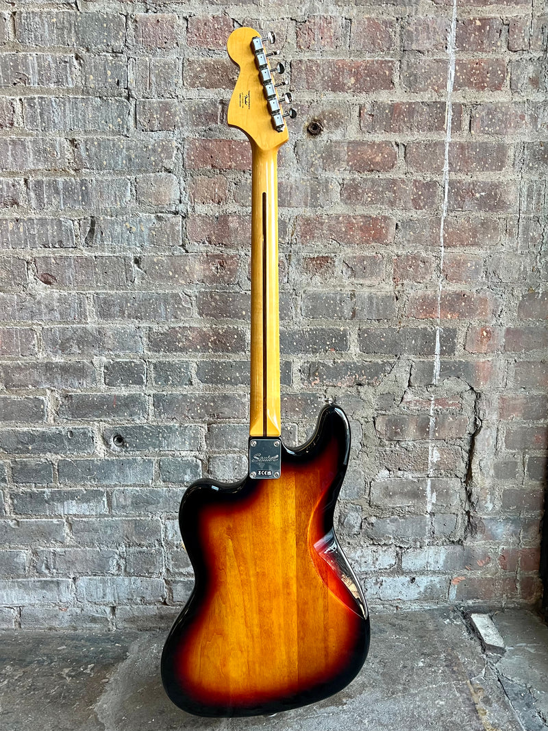 2023 Squier Classic Vibe Bass VI