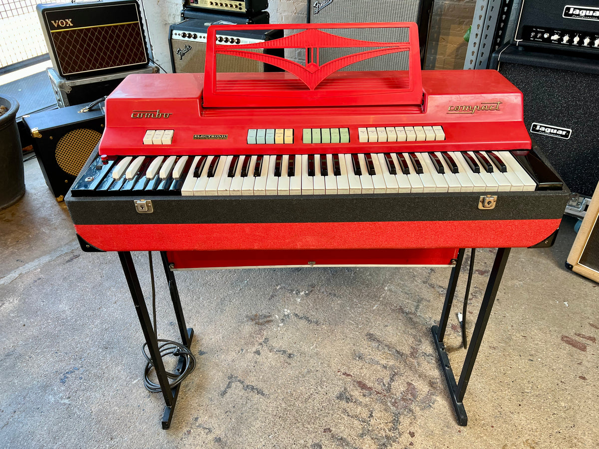 farfisa pedal 1960's Farfisa Compact