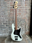 2021 Fender MIM Jazz Bass