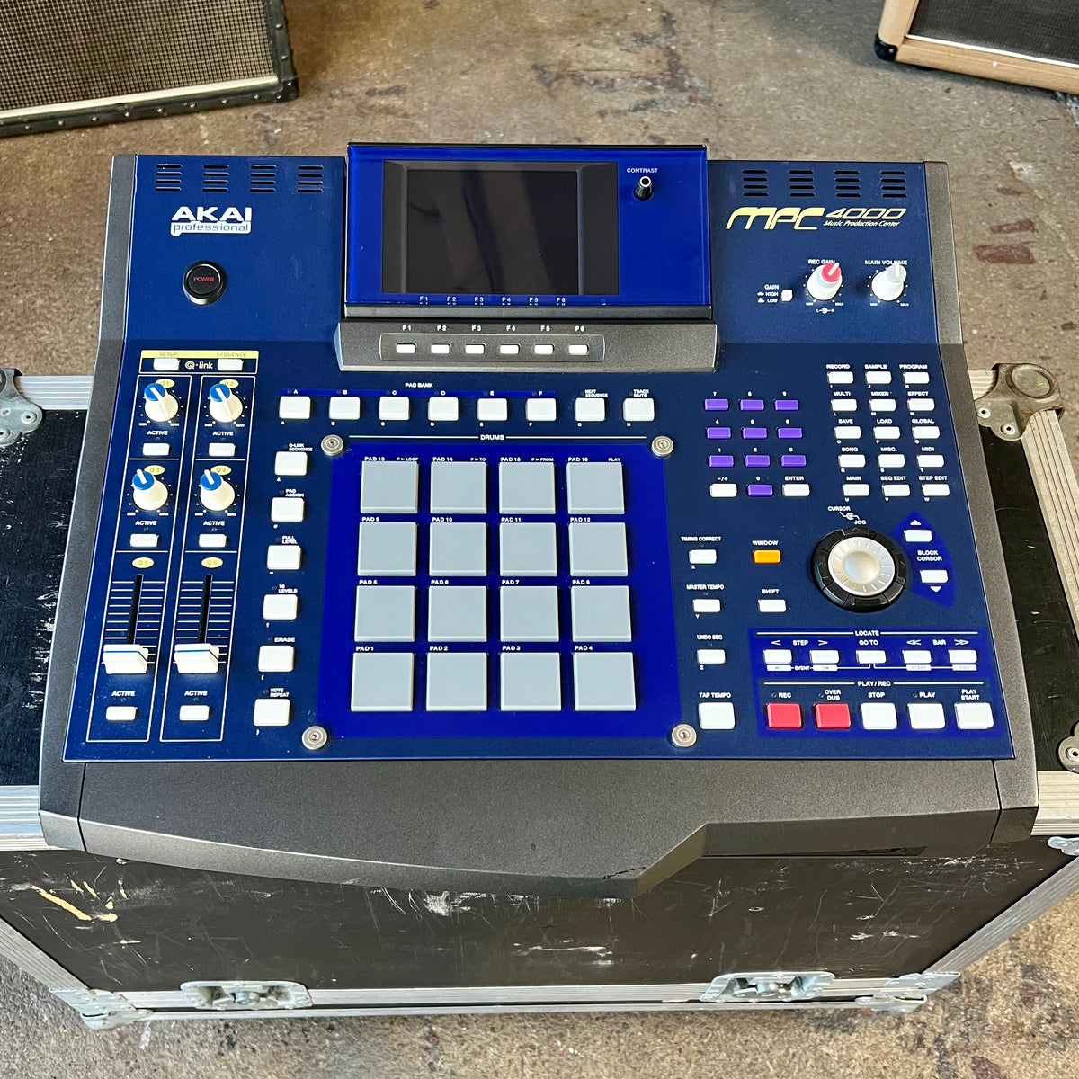 Ca.2002 Akai MPC 4000 Ca.2002 Akai MPC 4000