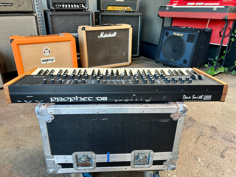 Used Dave Smith Instruments Prophet 08