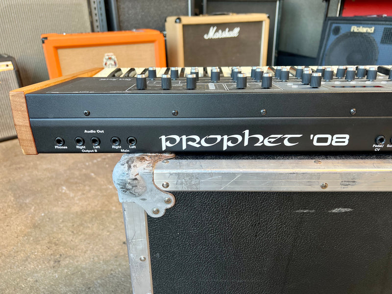 Used Dave Smith Instruments Prophet 08
