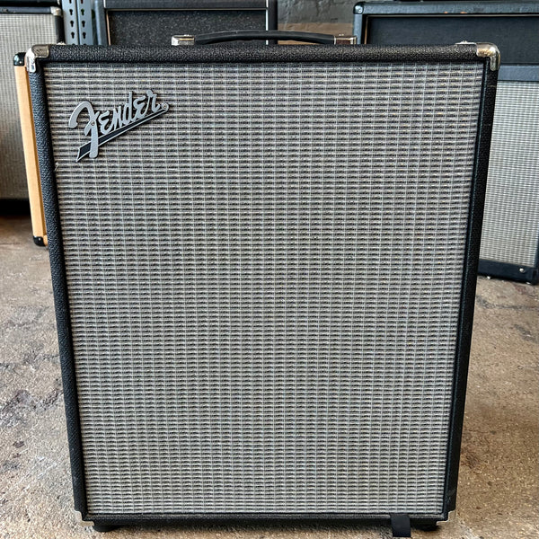 Used Fender Rumble 200 1x15