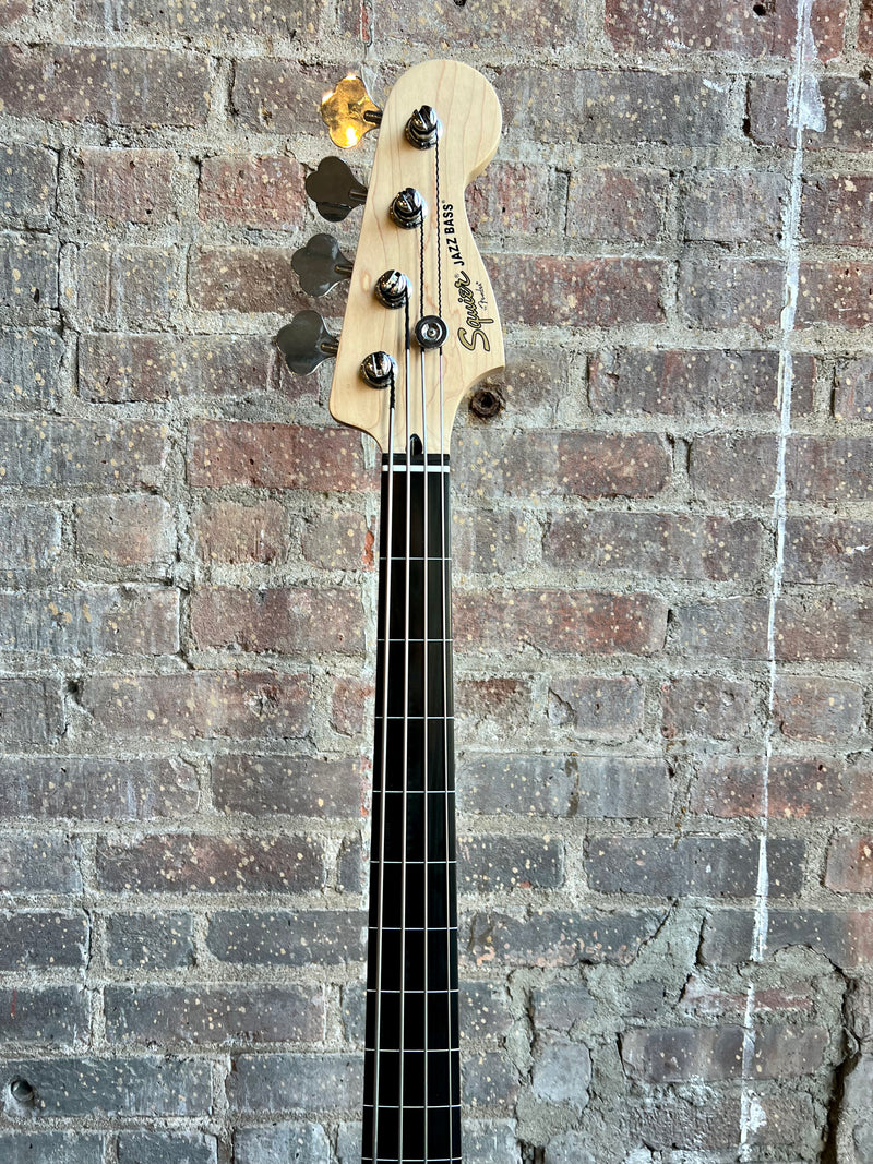 Used Squier Fretless Jazz Bass