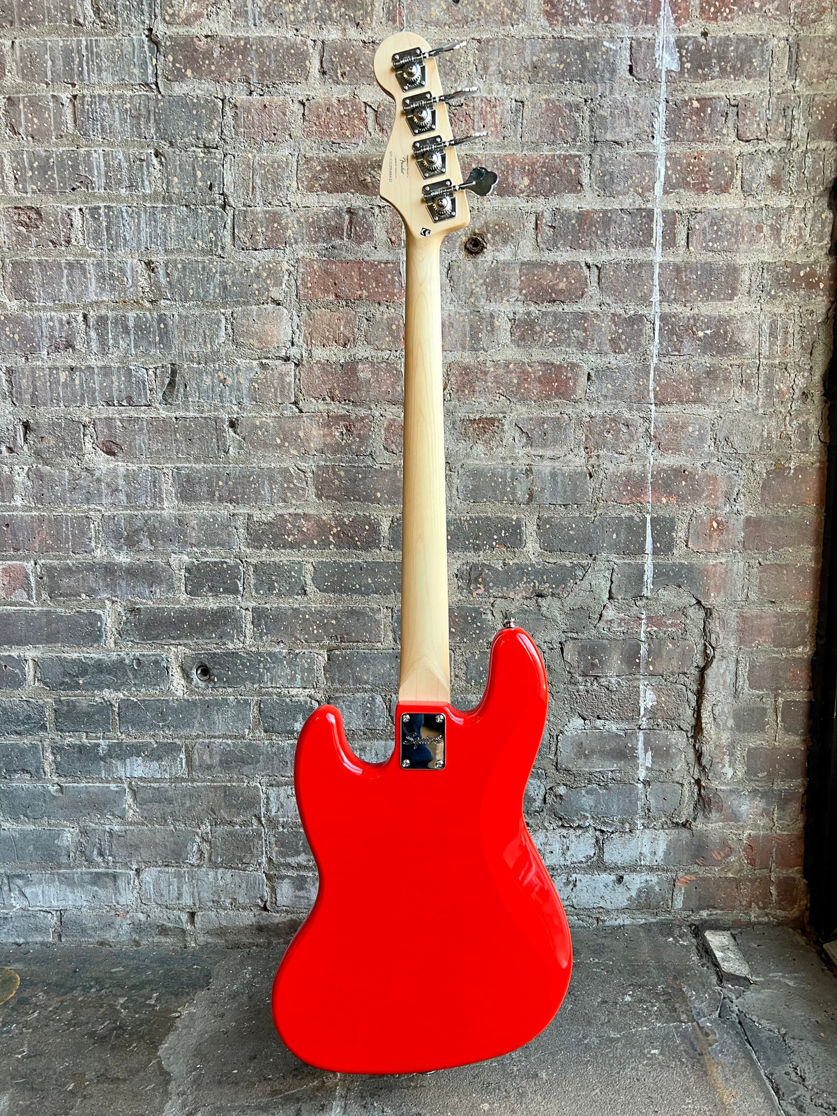 jazz bass【squier】　affinity Amazon.com: Fender Squier Affinity Series Jazz Bass, 3-Color