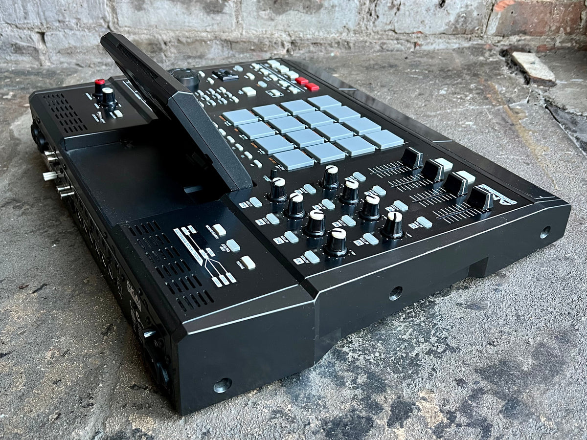 Used Akai MPC 5000