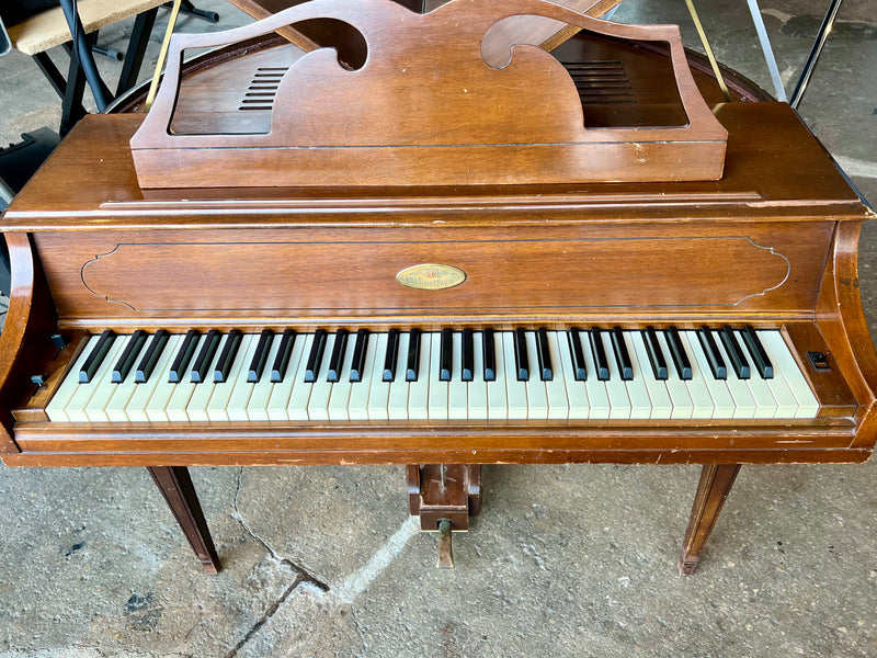 1970 s Wurlitzer 270 Butterfly Piano