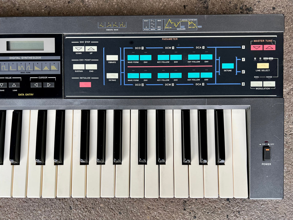 CASIO キーボードシンセサイザー CZ-1000 Casio CZ-1000 Synthesizer Demo - YouTube